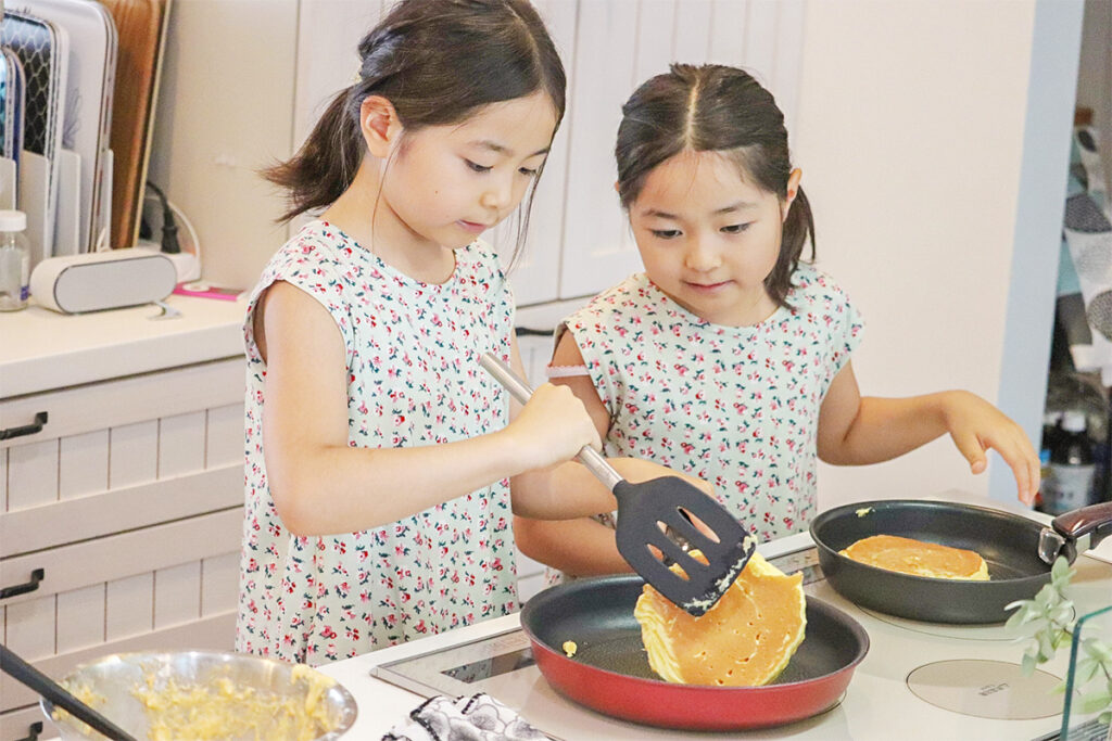 こどもも大人も楽しめる 遊び場のような空間